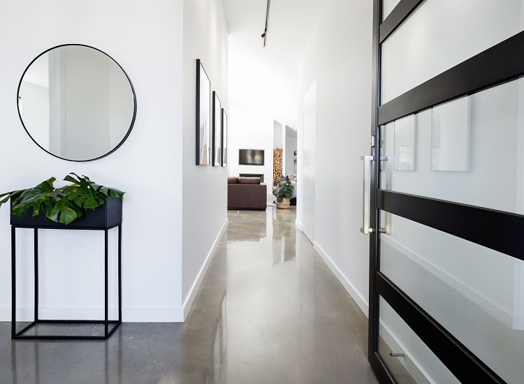 4 Ways To Use Multiple Mirrors In Modern Homes